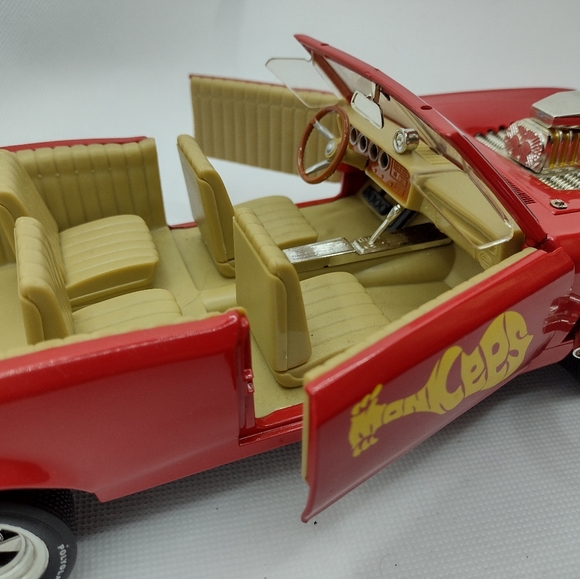 RCERTL 1:18 Monkees Mobile #33150 - Picture 11 of 16